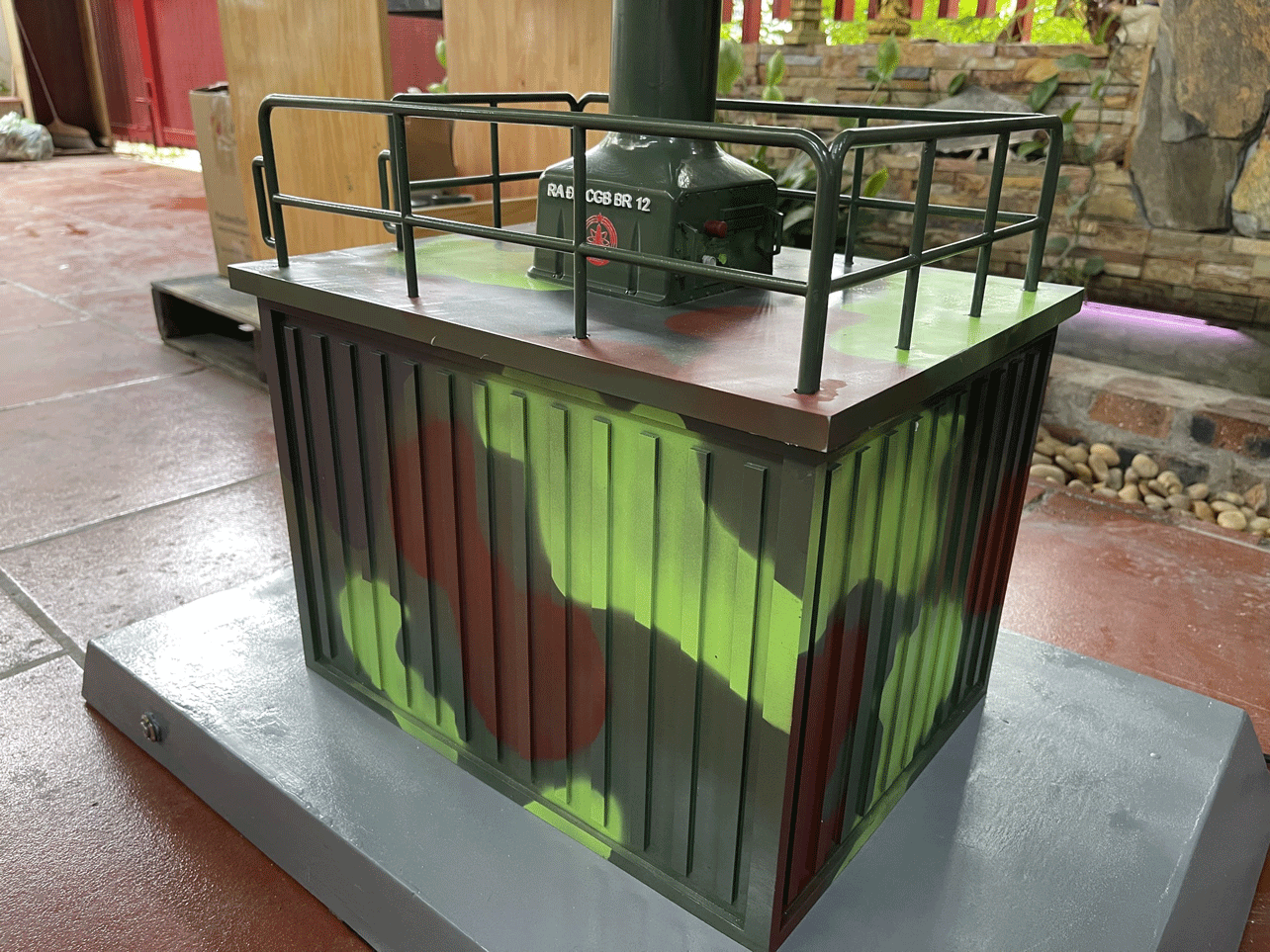 military radar model
